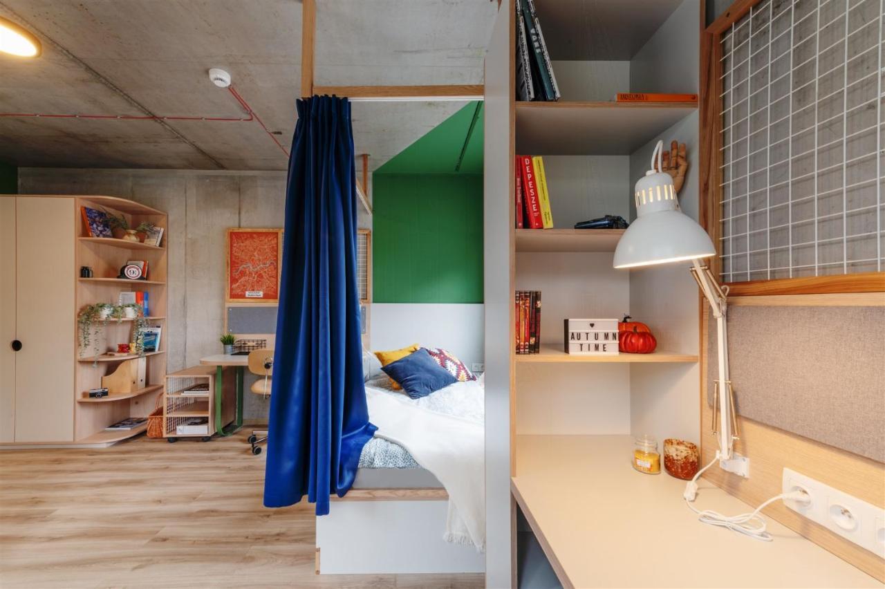 Chillout Dorm Cracow Aparthotel Красков Екстериор снимка