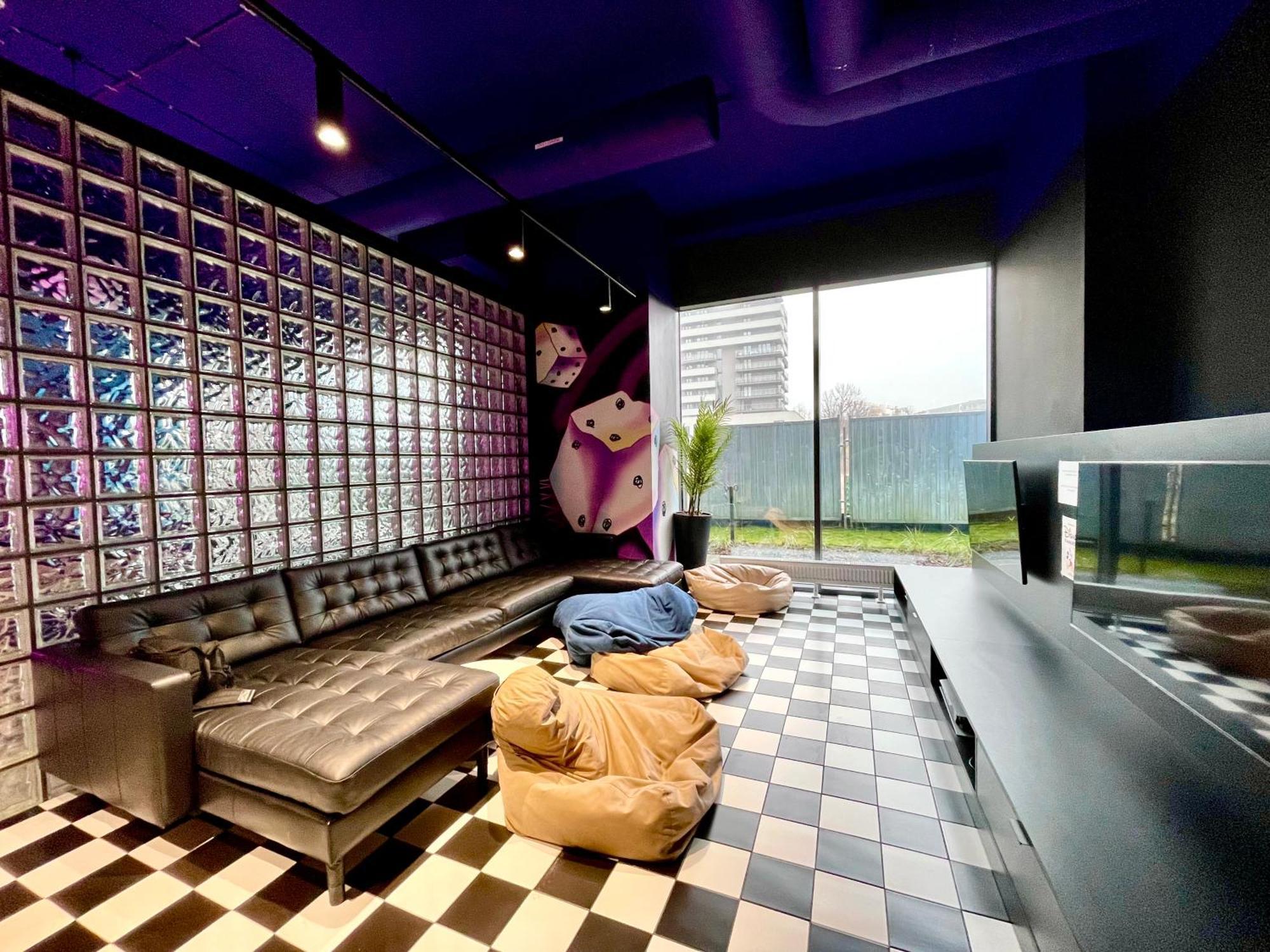 Chillout Dorm Cracow Aparthotel Красков Екстериор снимка